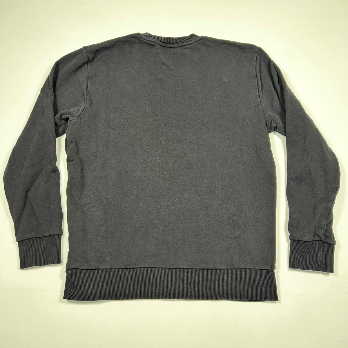 (L) Carhartt Black Sweatshirt