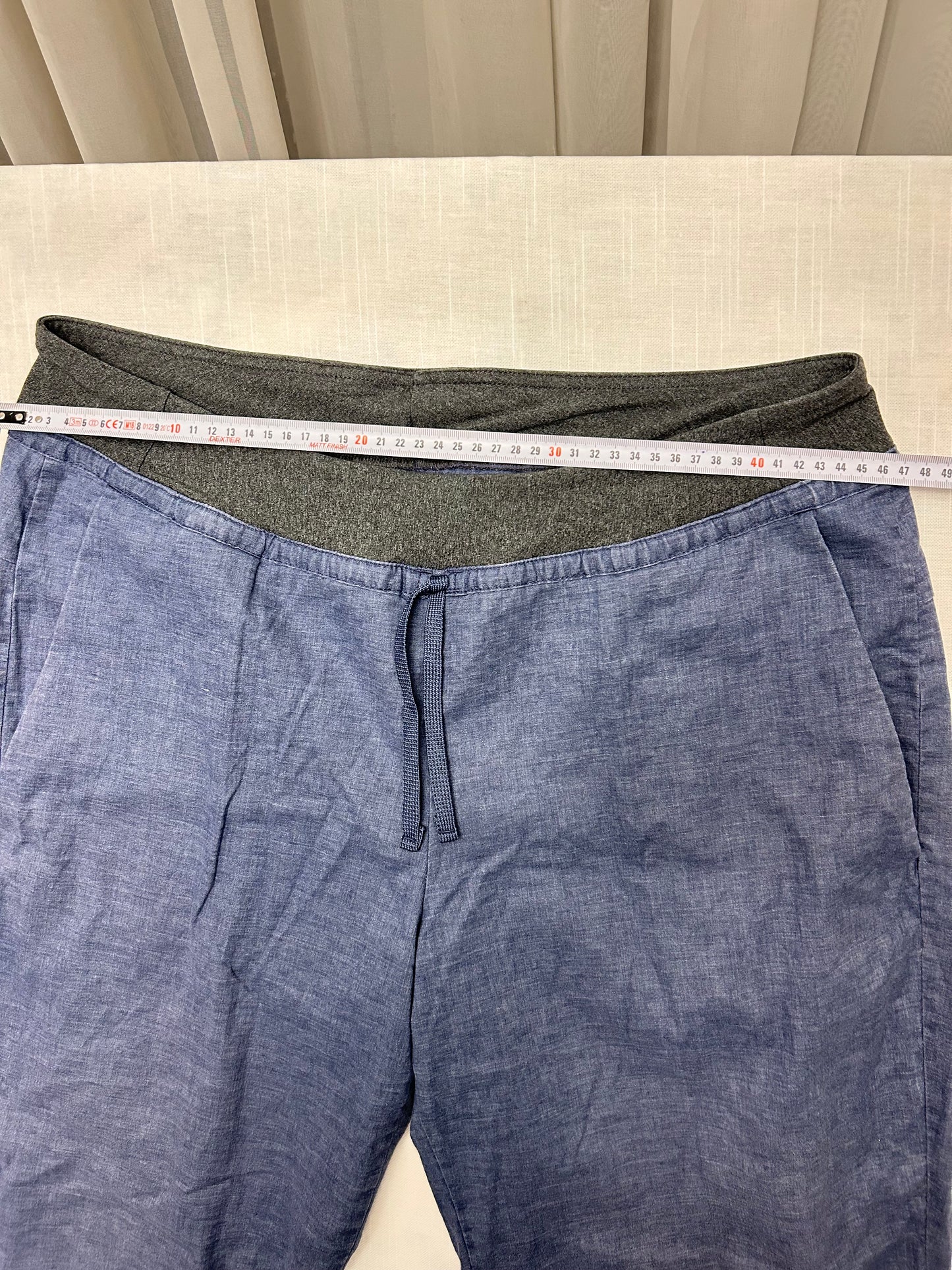 (L) Patagonia Pants
