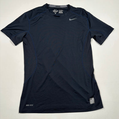 (M) Nike T-Shirt