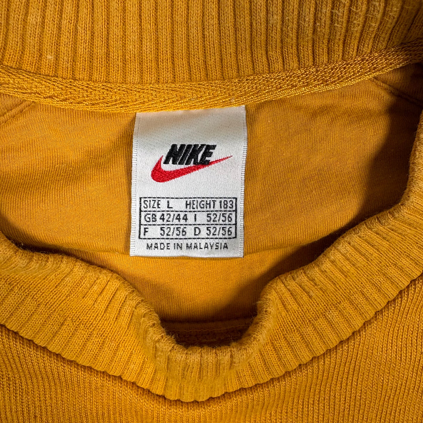 (L) Винтидж суитчър Nike